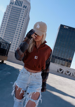 Load image into Gallery viewer, Carhartt 1/2 Zip Flannel