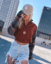 Load image into Gallery viewer, Carhartt 1/2 Zip Flannel