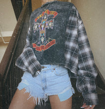Load image into Gallery viewer, Guns N’ Roses Flannel Tee

