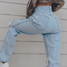 Load image into Gallery viewer, Wrangler Jeans (size 12)
